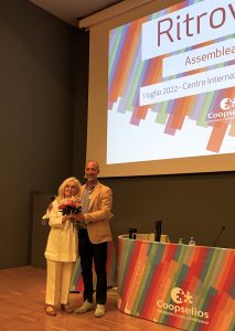 Carla Rinaldi interviene all'Assemblea di Coopselios